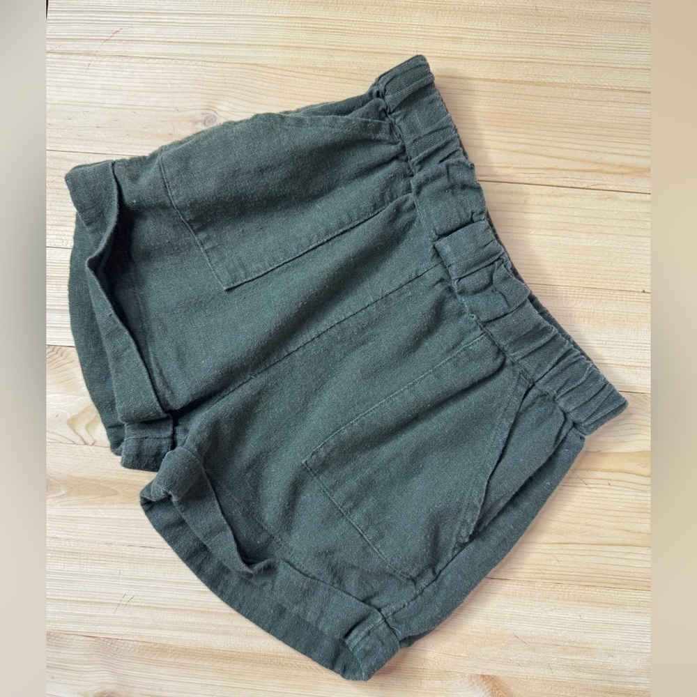 Baby Gap Green Summer shorts with cuff and bow